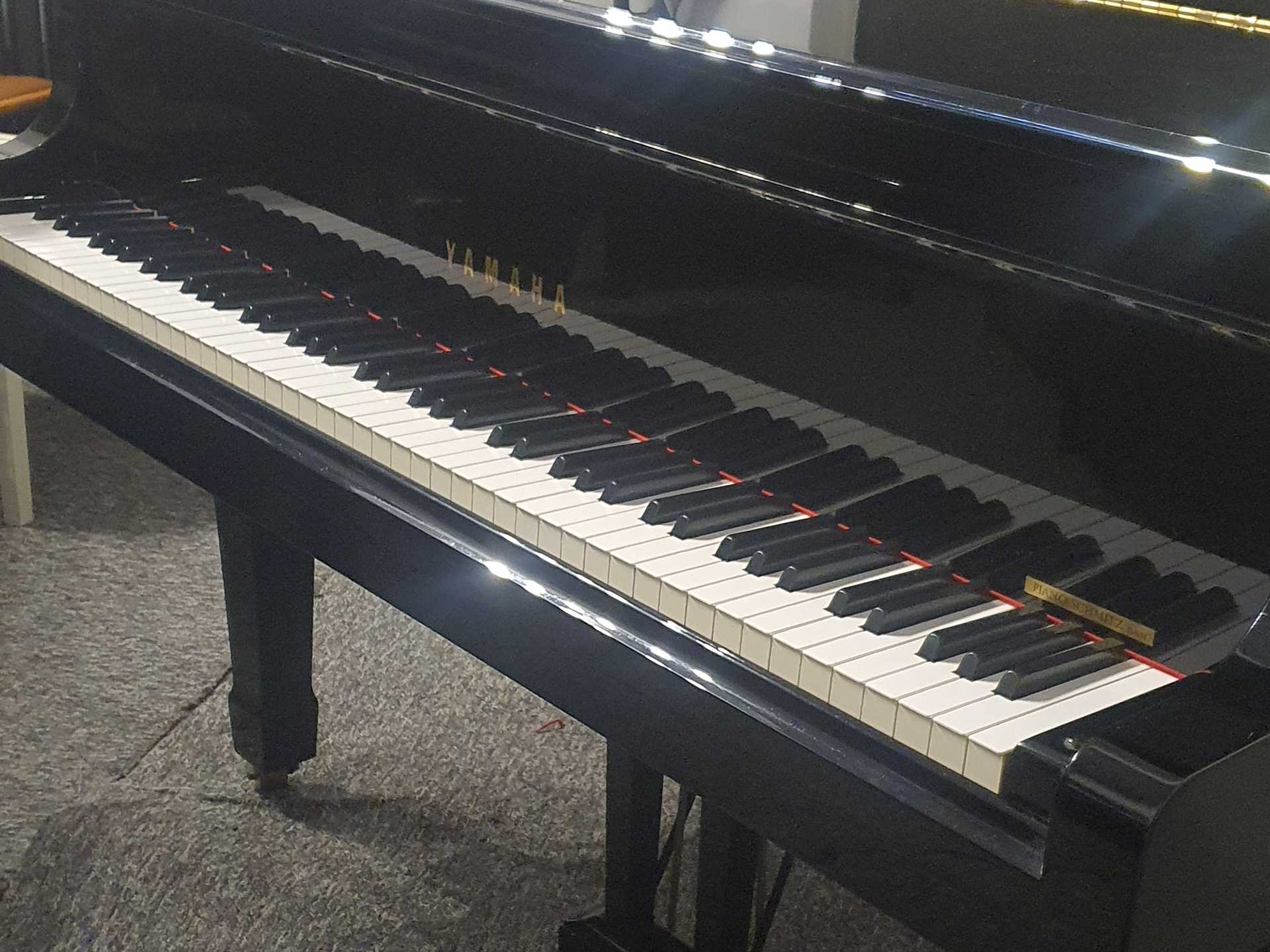 Yamaha C3